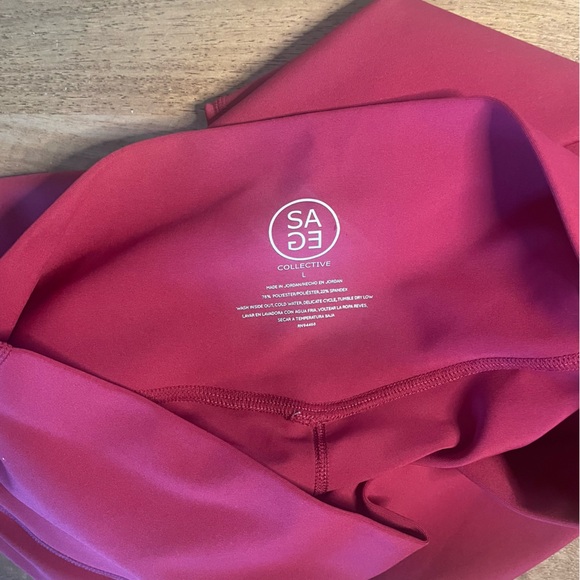 SAGE Collective Leggings - Picture 4 of 10